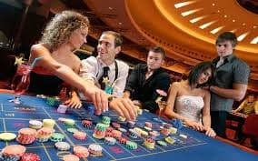 Struktur level VIP dengan tampilan biru hijau